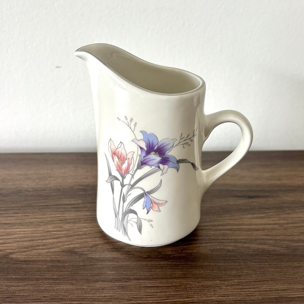 Stoneware Sango Manor Creamer 10oz